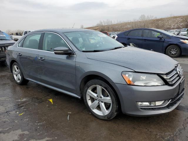 Photo 3 VIN: 1VWAT7A34FC123284 - VOLKSWAGEN PASSAT 