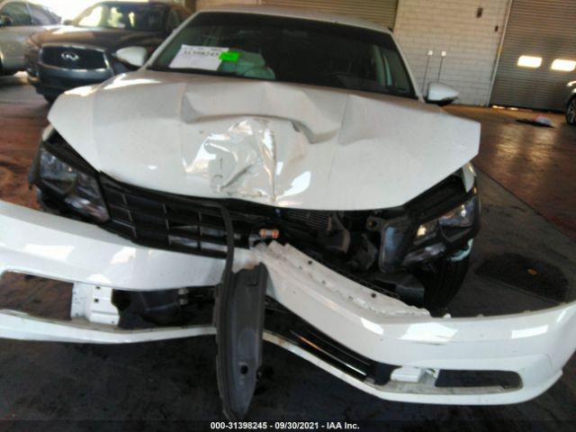 Photo 5 VIN: 1VWAT7A34HC001026 - VOLKSWAGEN PASSAT 