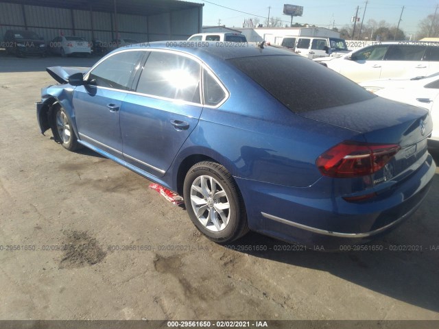 Photo 2 VIN: 1VWAT7A34HC015377 - VOLKSWAGEN PASSAT 