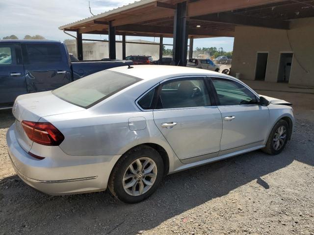 Photo 2 VIN: 1VWAT7A34HC063641 - VOLKSWAGEN PASSAT 