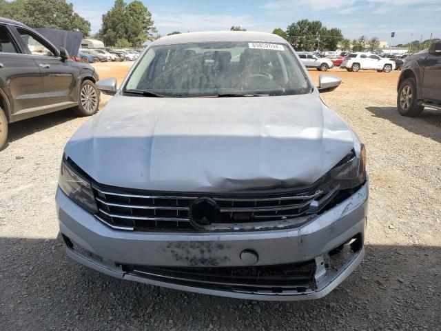 Photo 4 VIN: 1VWAT7A34HC063641 - VOLKSWAGEN PASSAT 