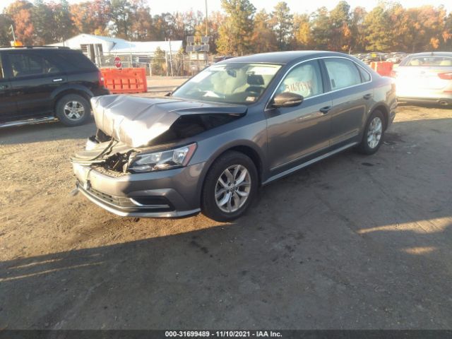 Photo 1 VIN: 1VWAT7A34HC076180 - VOLKSWAGEN PASSAT 