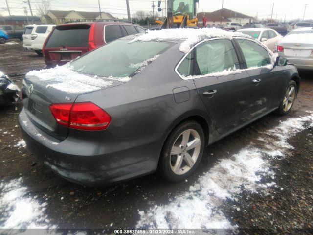 Photo 3 VIN: 1VWAT7A35EC056922 - VOLKSWAGEN PASSAT 