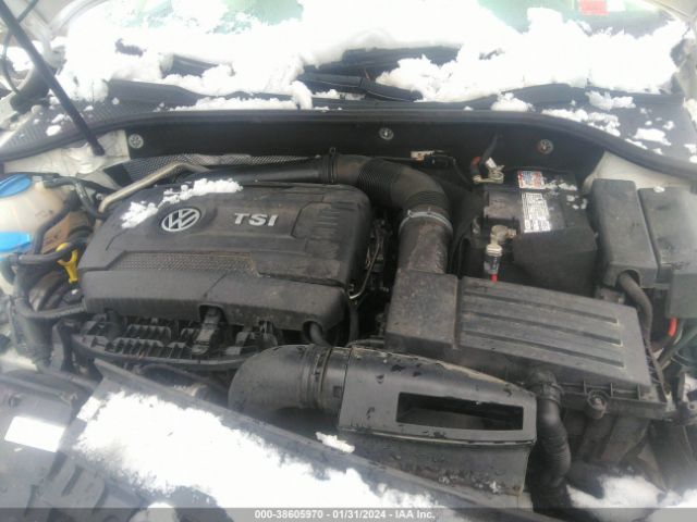 Photo 9 VIN: 1VWAT7A35FC008497 - VOLKSWAGEN PASSAT 