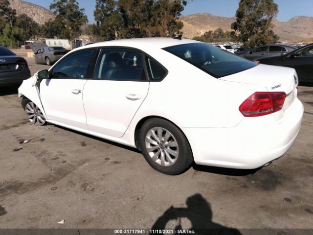 Photo 2 VIN: 1VWAT7A35FC048112 - VOLKSWAGEN PASSAT 