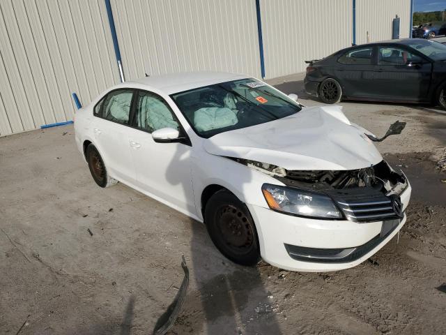 Photo 3 VIN: 1VWAT7A35FC052340 - VOLKSWAGEN PASSAT 