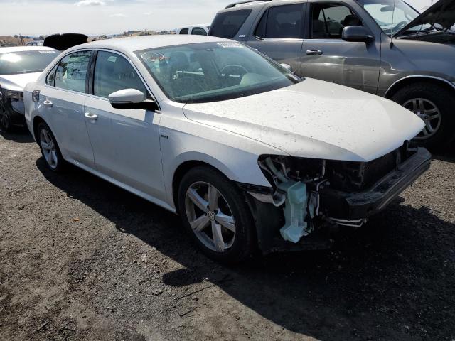 Photo 3 VIN: 1VWAT7A35FC100385 - VOLKSWAGEN PASSAT 