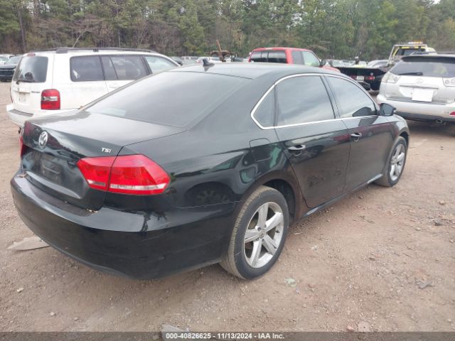 Photo 3 VIN: 1VWAT7A35FC116005 - VOLKSWAGEN PASSAT 