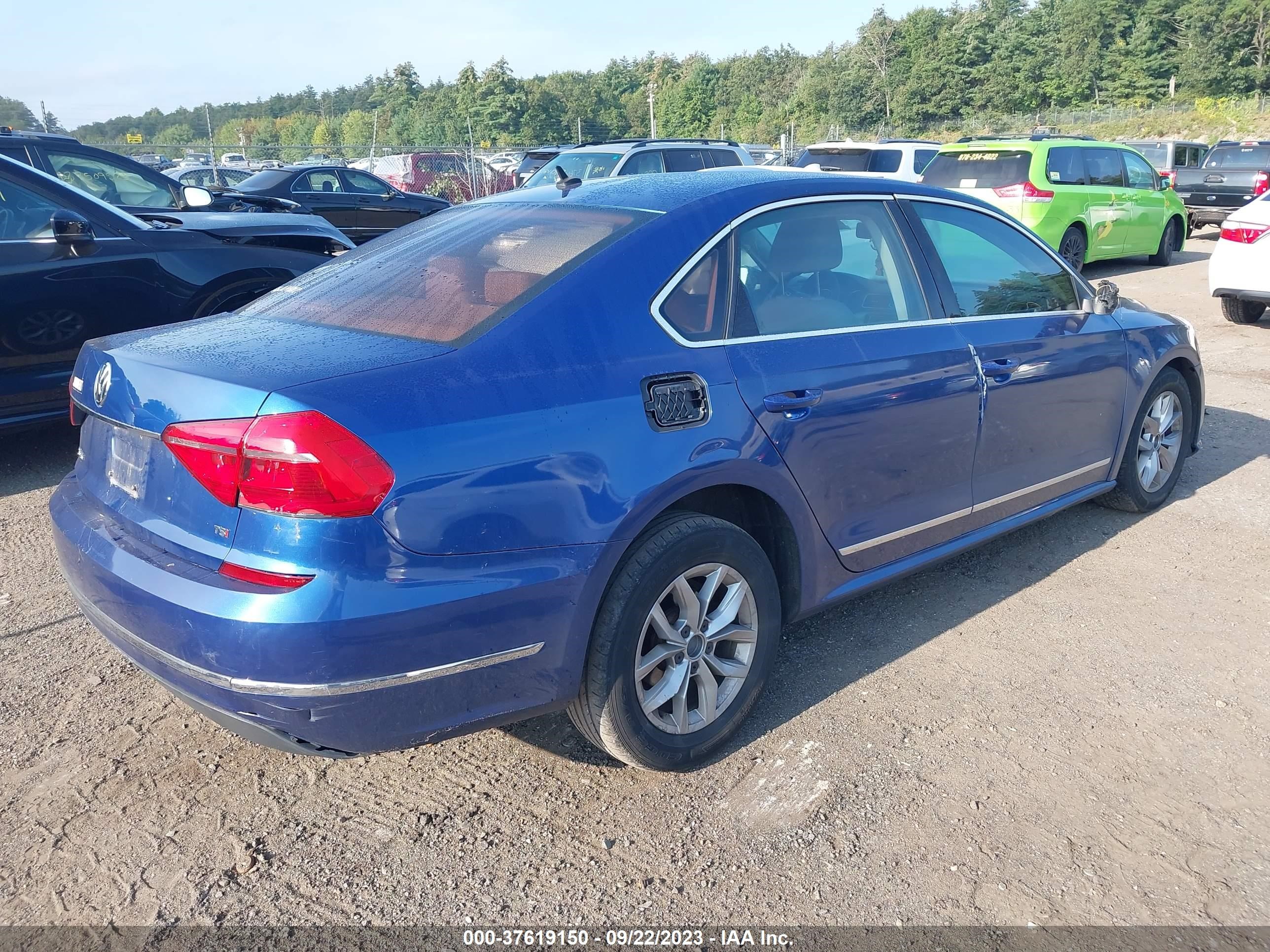 Photo 3 VIN: 1VWAT7A35GC067583 - VOLKSWAGEN PASSAT 