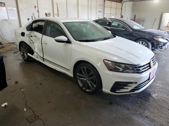 Photo 3 VIN: 1VWAT7A35GC068829 - VOLKSWAGEN PASSAT S 