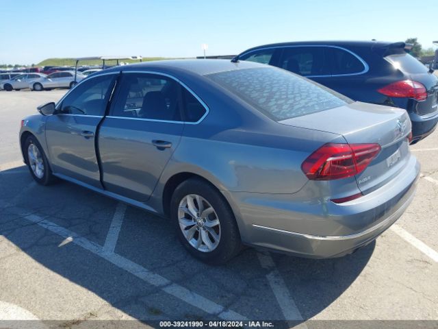 Photo 2 VIN: 1VWAT7A35HC009541 - VOLKSWAGEN PASSAT 