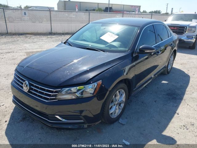 Photo 1 VIN: 1VWAT7A35HC025268 - VOLKSWAGEN PASSAT 