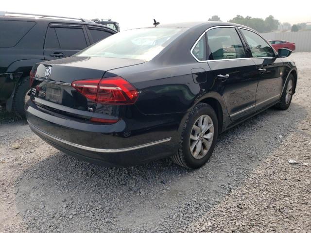 Photo 2 VIN: 1VWAT7A35HC071943 - VOLKSWAGEN PASSAT 