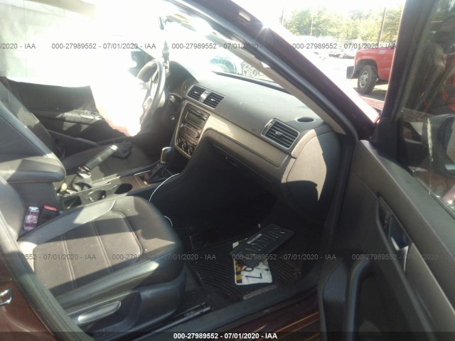 Photo 4 VIN: 1VWAT7A36EC027025 - VOLKSWAGEN PASSAT 