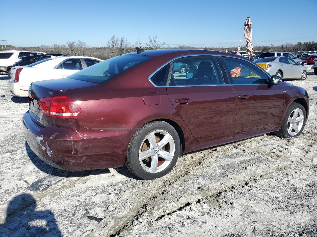 Photo 2 VIN: 1VWAT7A36EC032127 - VOLKSWAGEN PASSAT 