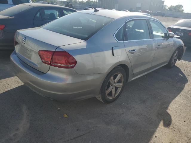 Photo 2 VIN: 1VWAT7A36EC041314 - VOLKSWAGEN PASSAT 