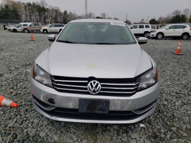 Photo 4 VIN: 1VWAT7A36EC049610 - VOLKSWAGEN PASSAT 