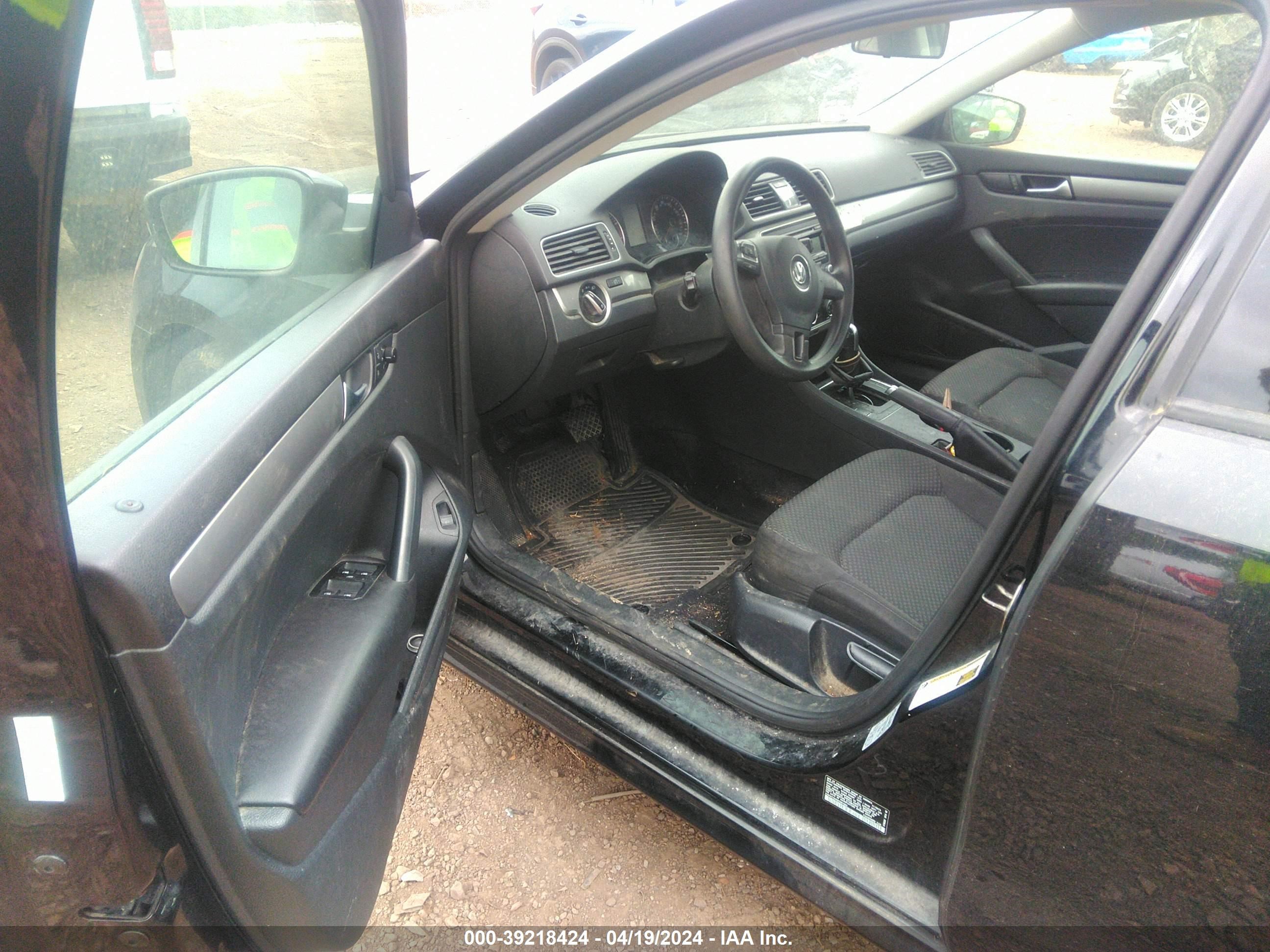 Photo 4 VIN: 1VWAT7A36EC051552 - VOLKSWAGEN PASSAT 