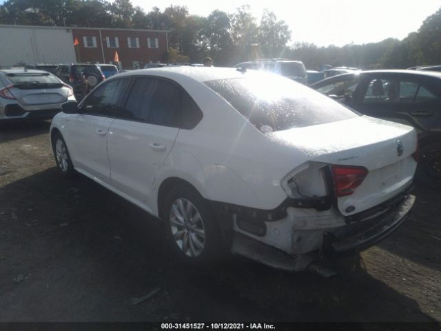 Photo 2 VIN: 1VWAT7A36FC055621 - VOLKSWAGEN PASSAT 