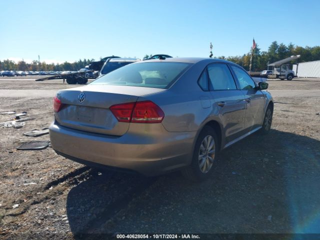 Photo 3 VIN: 1VWAT7A36FC069776 - VOLKSWAGEN PASSAT 