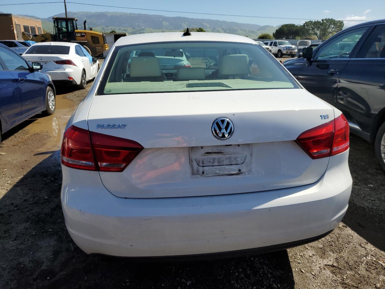 Photo 5 VIN: 1VWAT7A36FC098436 - VOLKSWAGEN PASSAT 