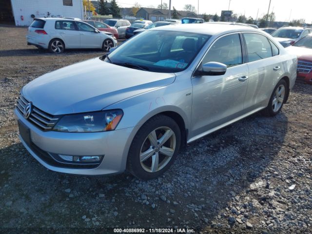 Photo 1 VIN: 1VWAT7A36FC113582 - VOLKSWAGEN PASSAT 