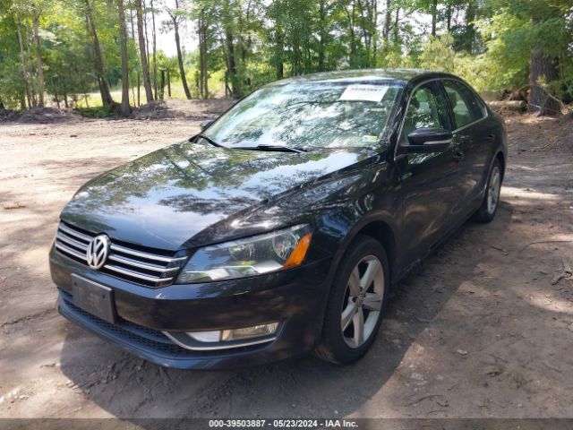 Photo 1 VIN: 1VWAT7A36FC118474 - VOLKSWAGEN PASSAT 