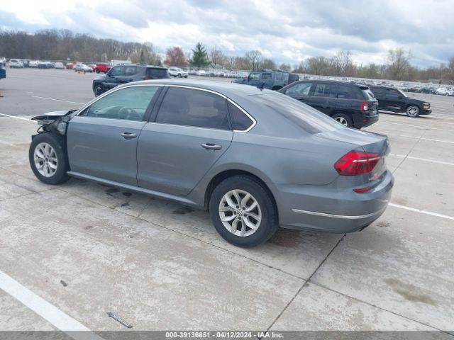 Photo 2 VIN: 1VWAT7A36HC026963 - VOLKSWAGEN PASSAT 