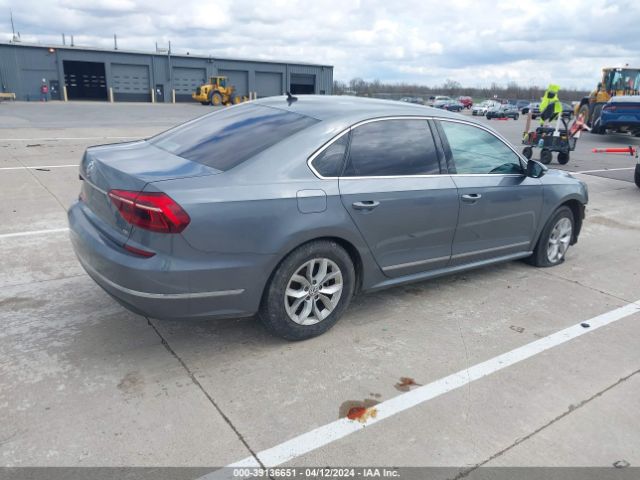 Photo 3 VIN: 1VWAT7A36HC026963 - VOLKSWAGEN PASSAT 