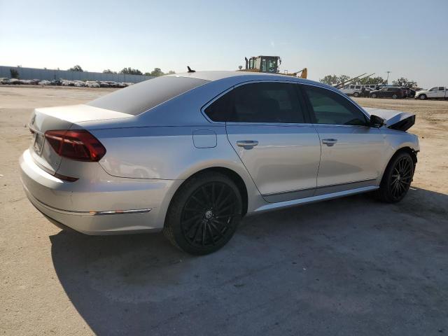 Photo 2 VIN: 1VWAT7A36HC030799 - VOLKSWAGEN PASSAT 