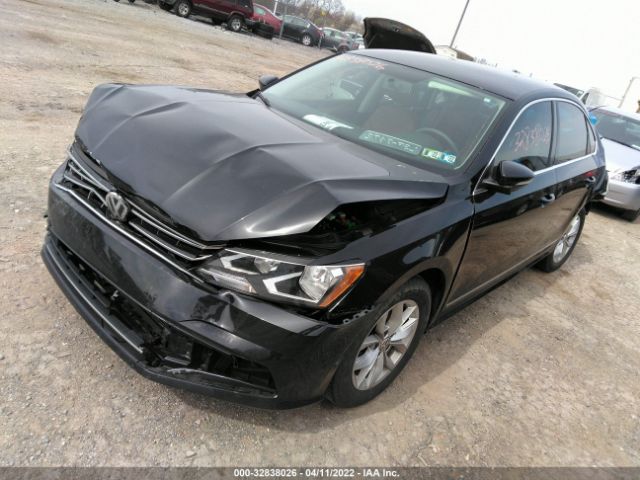 Photo 1 VIN: 1VWAT7A36HC065973 - VOLKSWAGEN PASSAT 