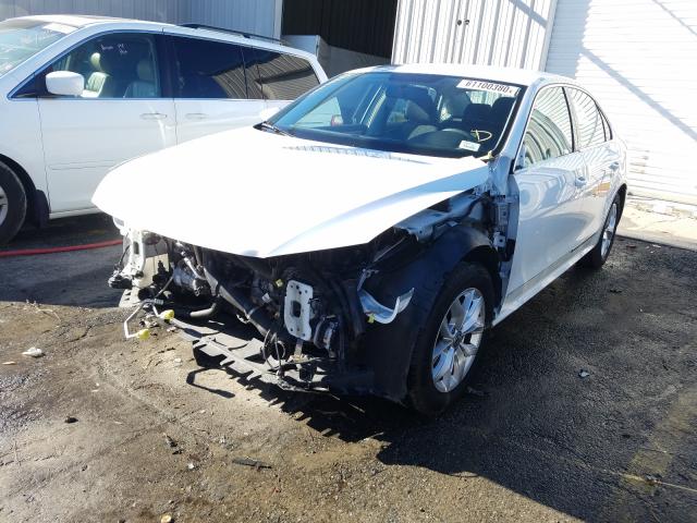 Photo 1 VIN: 1VWAT7A36HC080912 - VOLKSWAGEN PASSAT 