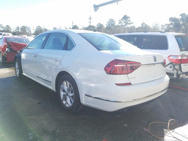 Photo 2 VIN: 1VWAT7A36HC080912 - VOLKSWAGEN PASSAT 