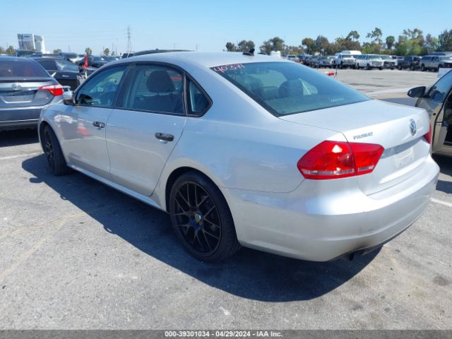 Photo 2 VIN: 1VWAT7A37EC027342 - VOLKSWAGEN PASSAT 