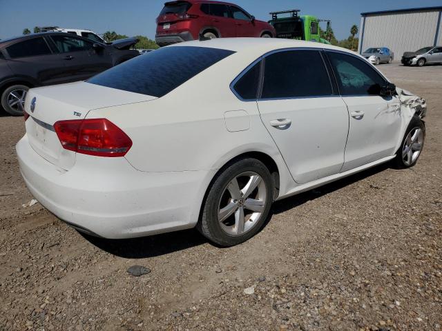 Photo 2 VIN: 1VWAT7A37EC039166 - VOLKSWAGEN PASSAT S 