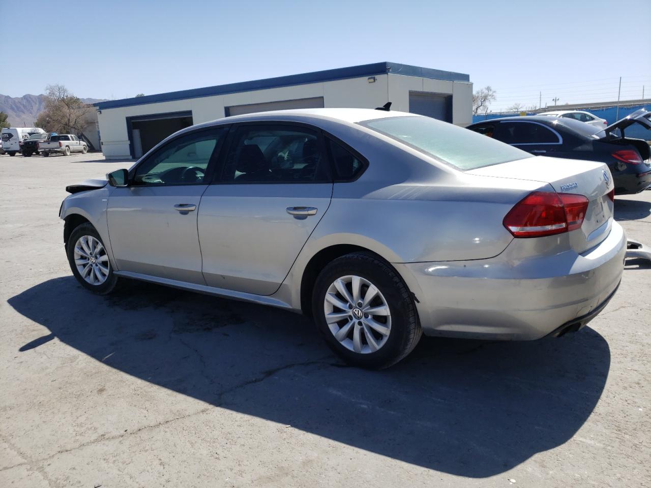 Photo 1 VIN: 1VWAT7A37EC095740 - VOLKSWAGEN PASSAT 