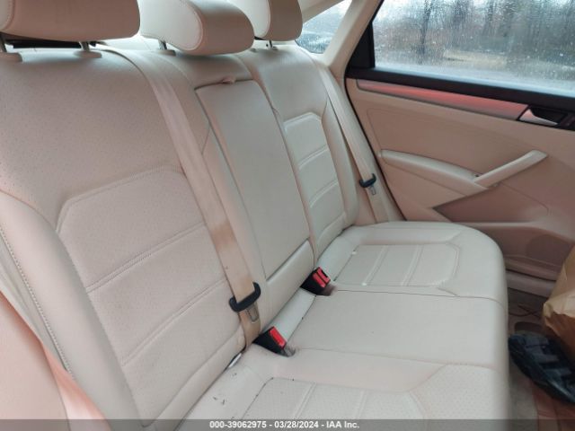 Photo 7 VIN: 1VWAT7A37EC102105 - VOLKSWAGEN PASSAT 