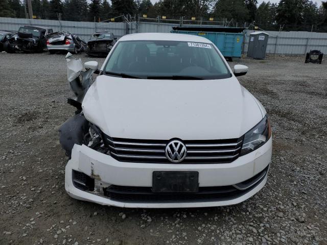 Photo 4 VIN: 1VWAT7A37FC006251 - VOLKSWAGEN PASSAT S 