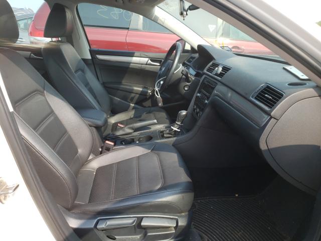 Photo 4 VIN: 1VWAT7A37FC024782 - VOLKSWAGEN PASSAT 