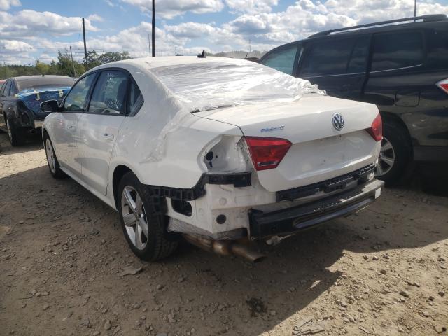 Photo 2 VIN: 1VWAT7A37FC047205 - VOLKSWAGEN PASSAT 