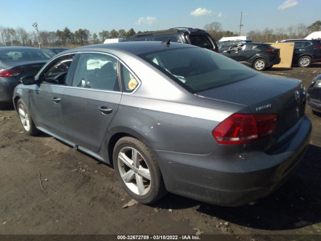 Photo 2 VIN: 1VWAT7A37FC088403 - VOLKSWAGEN PASSAT 