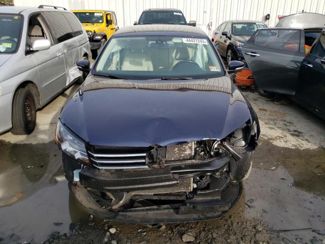 Photo 4 VIN: 1VWAT7A37FC093228 - VOLKSWAGEN PASSAT 