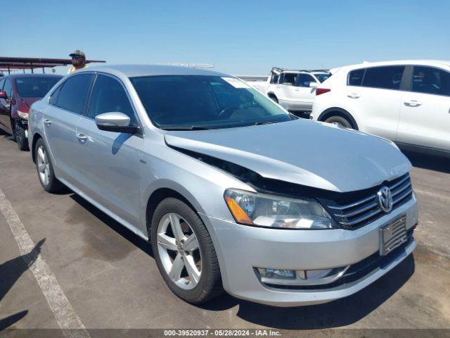 Photo 0 VIN: 1VWAT7A37FC104891 - VOLKSWAGEN PASSAT 