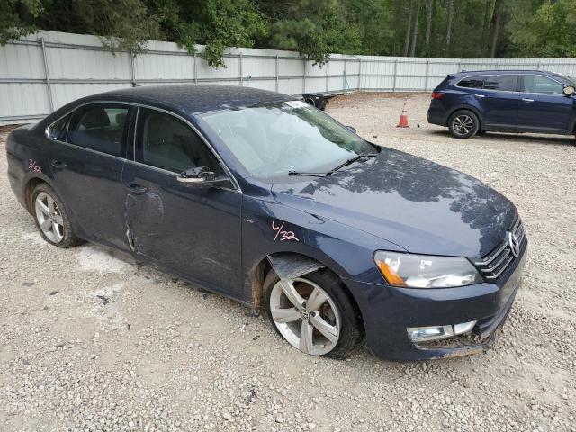 Photo 3 VIN: 1VWAT7A37FC108049 - VOLKSWAGEN PASSAT 