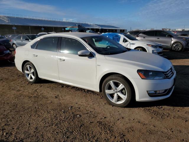 Photo 3 VIN: 1VWAT7A37FC108116 - VOLKSWAGEN PASSAT 