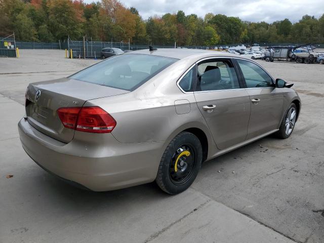 Photo 2 VIN: 1VWAT7A37FC110996 - VOLKSWAGEN PASSAT 