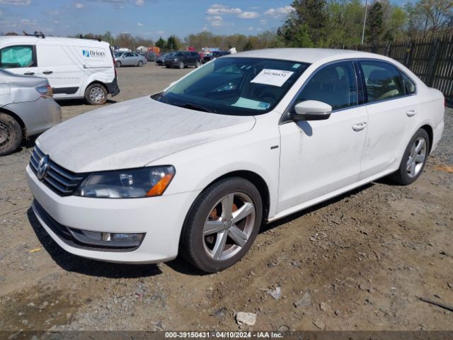 Photo 1 VIN: 1VWAT7A37FC115308 - VOLKSWAGEN PASSAT 