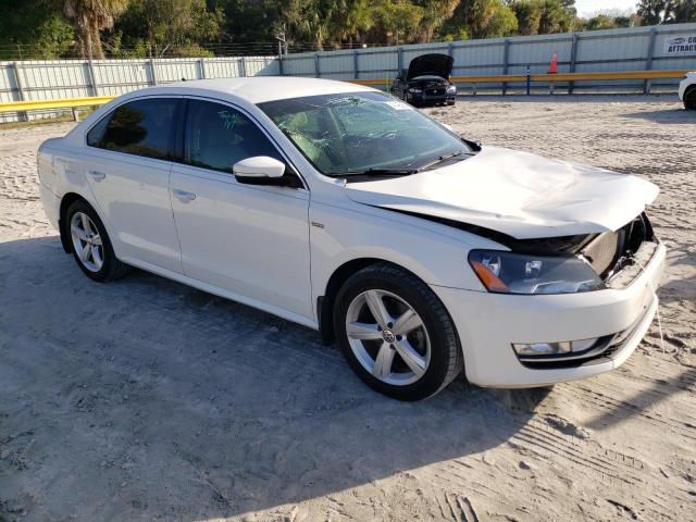 Photo 3 VIN: 1VWAT7A37FC116104 - VOLKSWAGEN PASSAT 