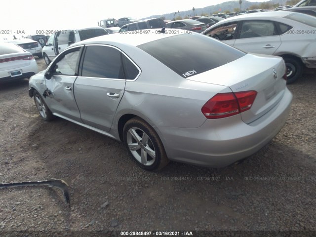 Photo 2 VIN: 1VWAT7A37FC118497 - VOLKSWAGEN PASSAT 