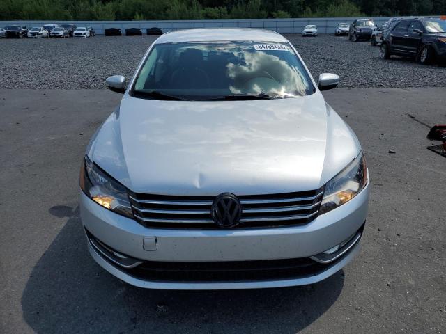 Photo 4 VIN: 1VWAT7A37FC120945 - VOLKSWAGEN PASSAT 